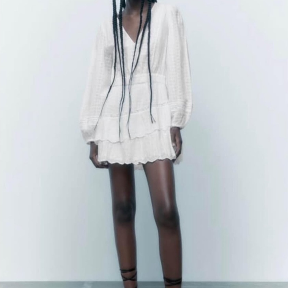 Zara Elegant White V-Neck Dress